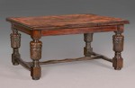 Lote 206: ANTIGUA MESA INGLESA TUDOR PARA CENTRO O COMEDOR. ANTIGUA MESA INGLESA TUDOR PARA CENTRO O COMEDOR.