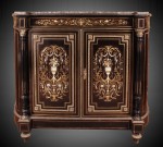 Lote 157: MUEBLE FRANCES DE ARRIMO ESTILO NAPOLEON III. MUEBLE FRANCES DE ARRIMO ESTILO NAPOLEON III.