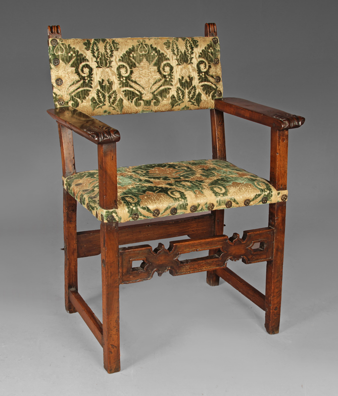  ANTIGUO SILLON CONVENTUAL DE RESPALDO APAISADO.