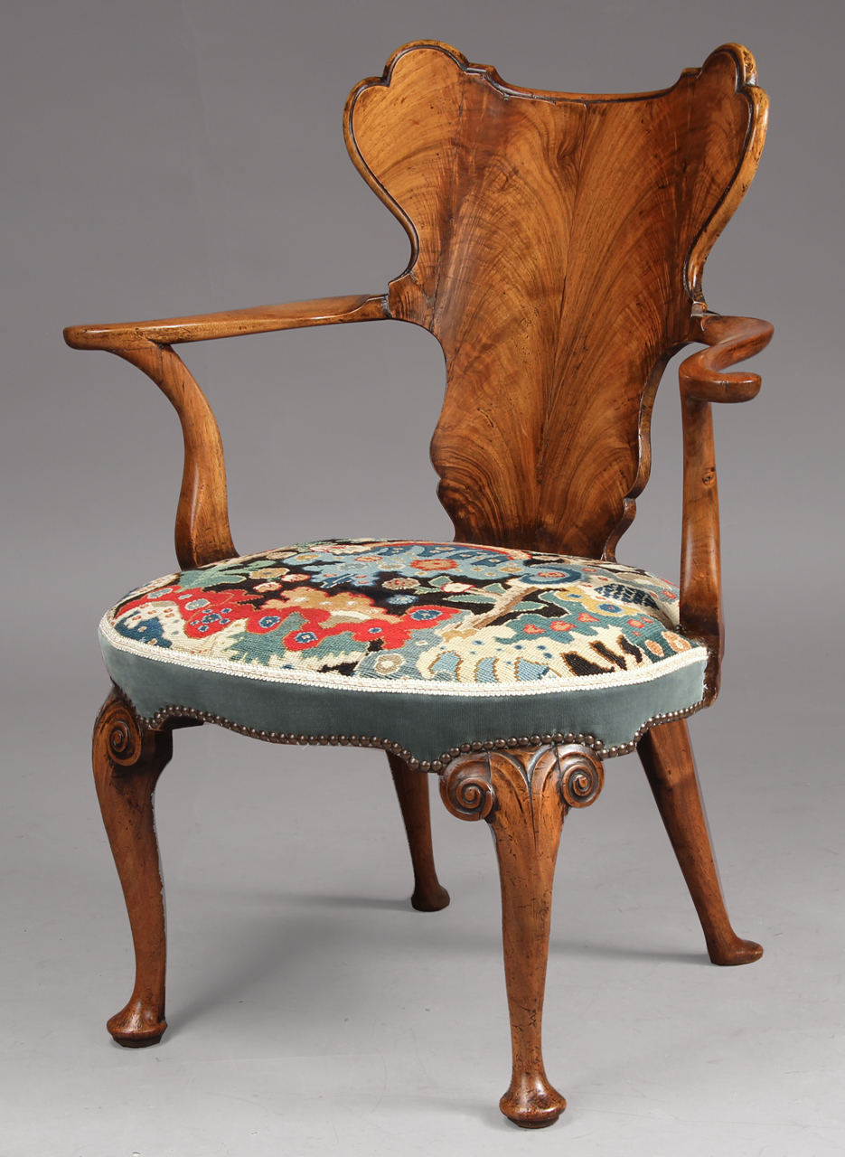  ANTIGUO Y MUY INTERESANTE SILLON INGLES QUEEN ANNE.