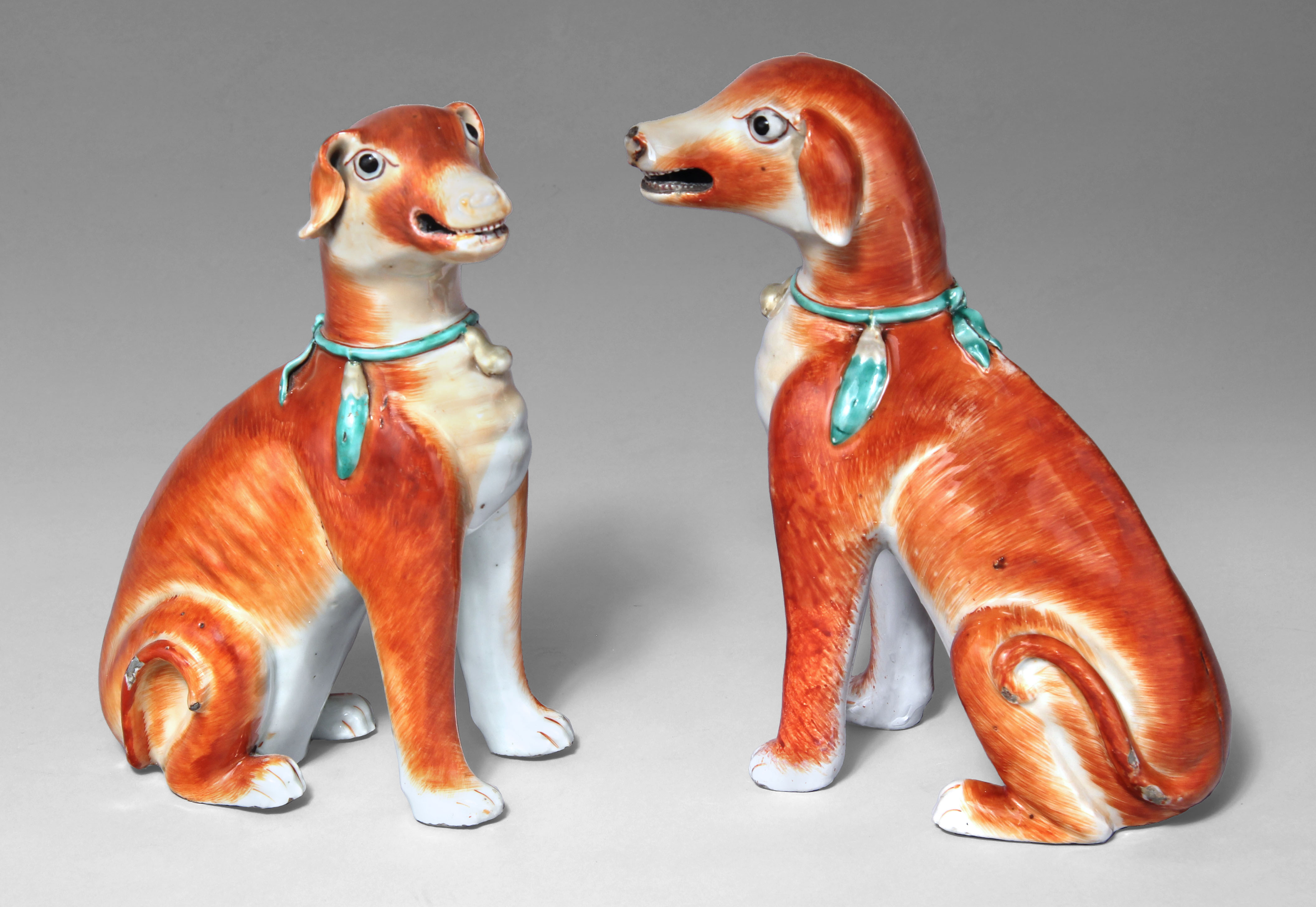  PAR DE PERROS DE PORCELANA CHINA COMPAÑIA DE INDIAS.