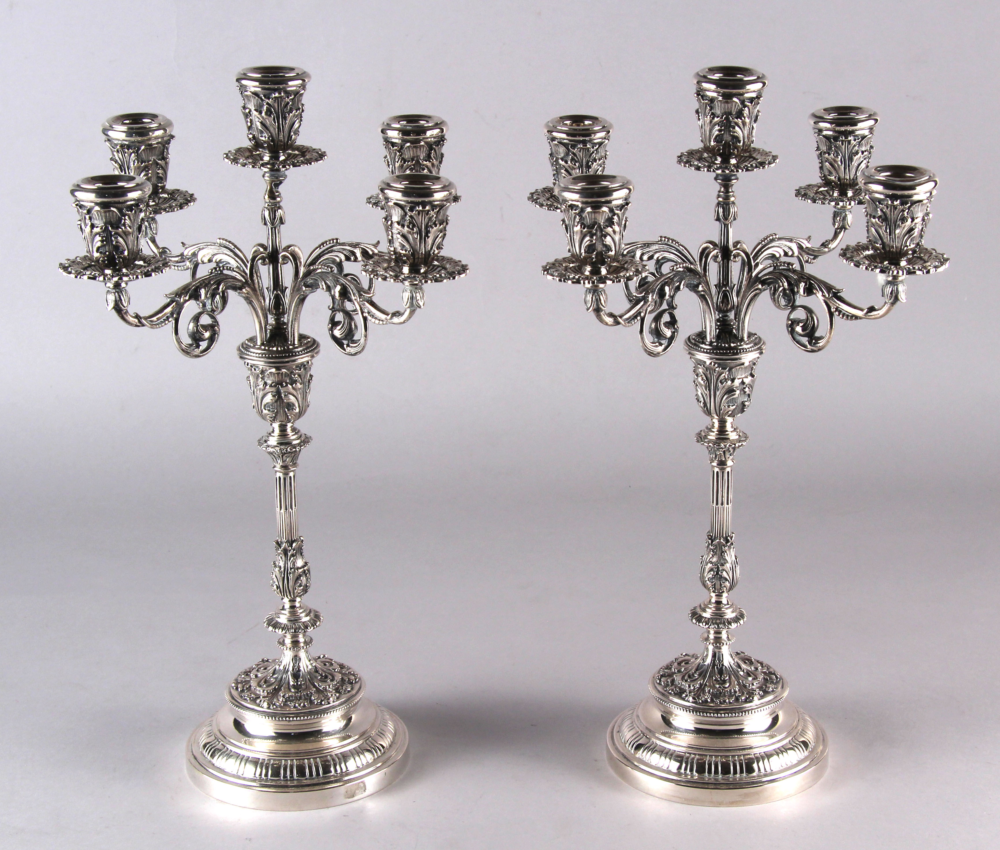  PAR DE CANDELEROS DE PLATA ITALIANA 800 SELLADA.