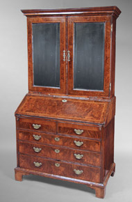 Lote 127: ANTIGUO SECRETAIRE BOOKCASE INGLES JORGE III. ANTIGUO SECRETAIRE BOOKCASE INGLES JORGE III.