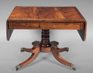 Lote 124: ANTIGUA 'SOFA TABLE' INGLESA DE EPOCA REGENCY.  ANTIGUA 'SOFA TABLE' INGLESA DE EPOCA REGENCY. 
