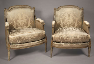 Lote 130: PAR DE ANTIGUOS SILLONES BERGERE DE EPOCA LUIS XVI.  PAR DE ANTIGUOS SILLONES BERGERE DE EPOCA LUIS XVI. 