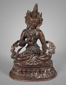 Lote 333: ANTIGUA FIGURA ORIENTAL TARA DE BRONCE PATINADO. ANTIGUA FIGURA ORIENTAL TARA DE BRONCE PATINADO.