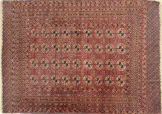 Lote 259: ALFOMBRA RUSA BOUCKARA DE LANA TEJIDA A MANO.  ALFOMBRA RUSA BOUCKARA DE LANA TEJIDA A MANO. 