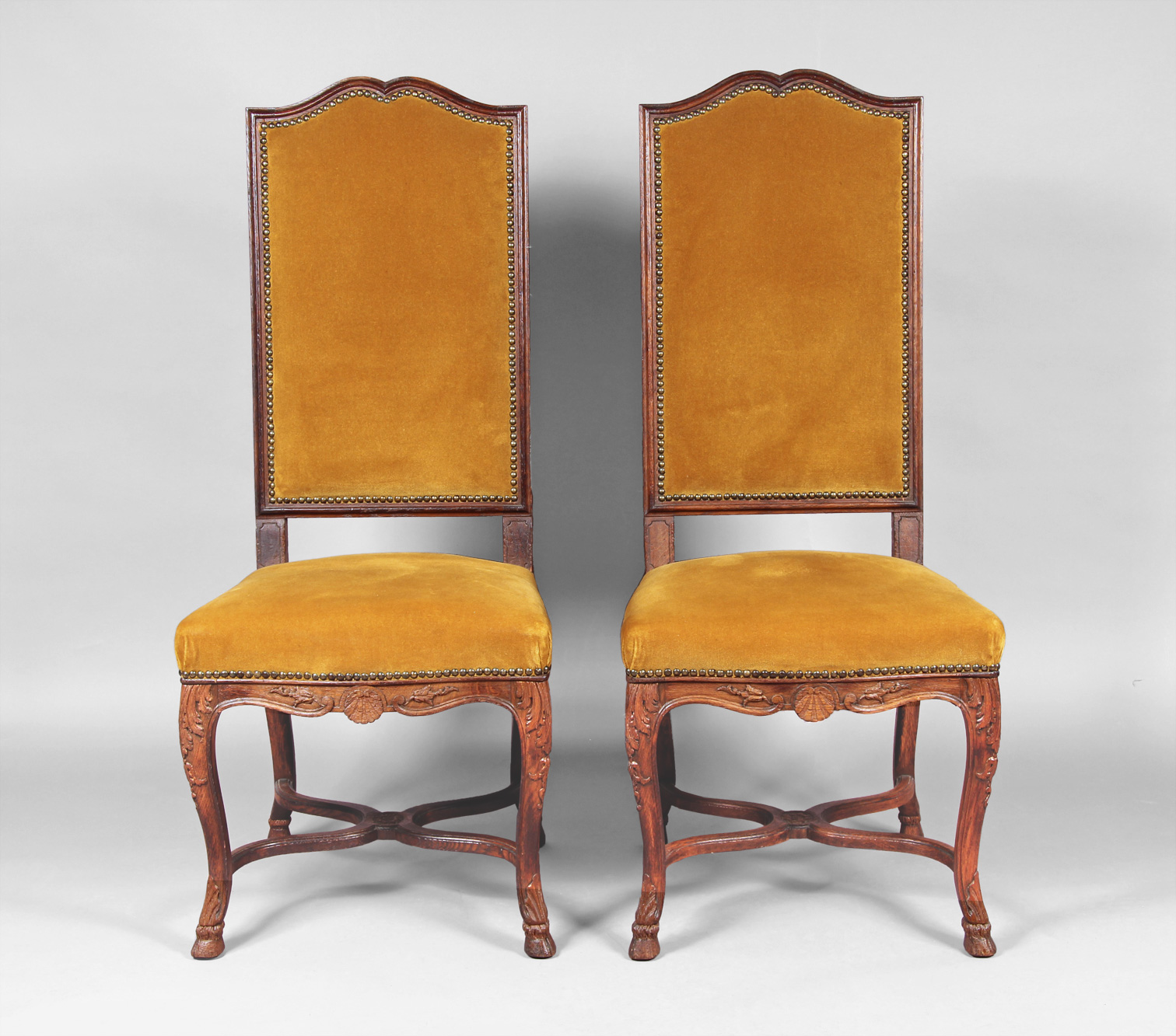  PAR DE SILLAS ALTAS ESTILO FRANCES REGENCE. 
