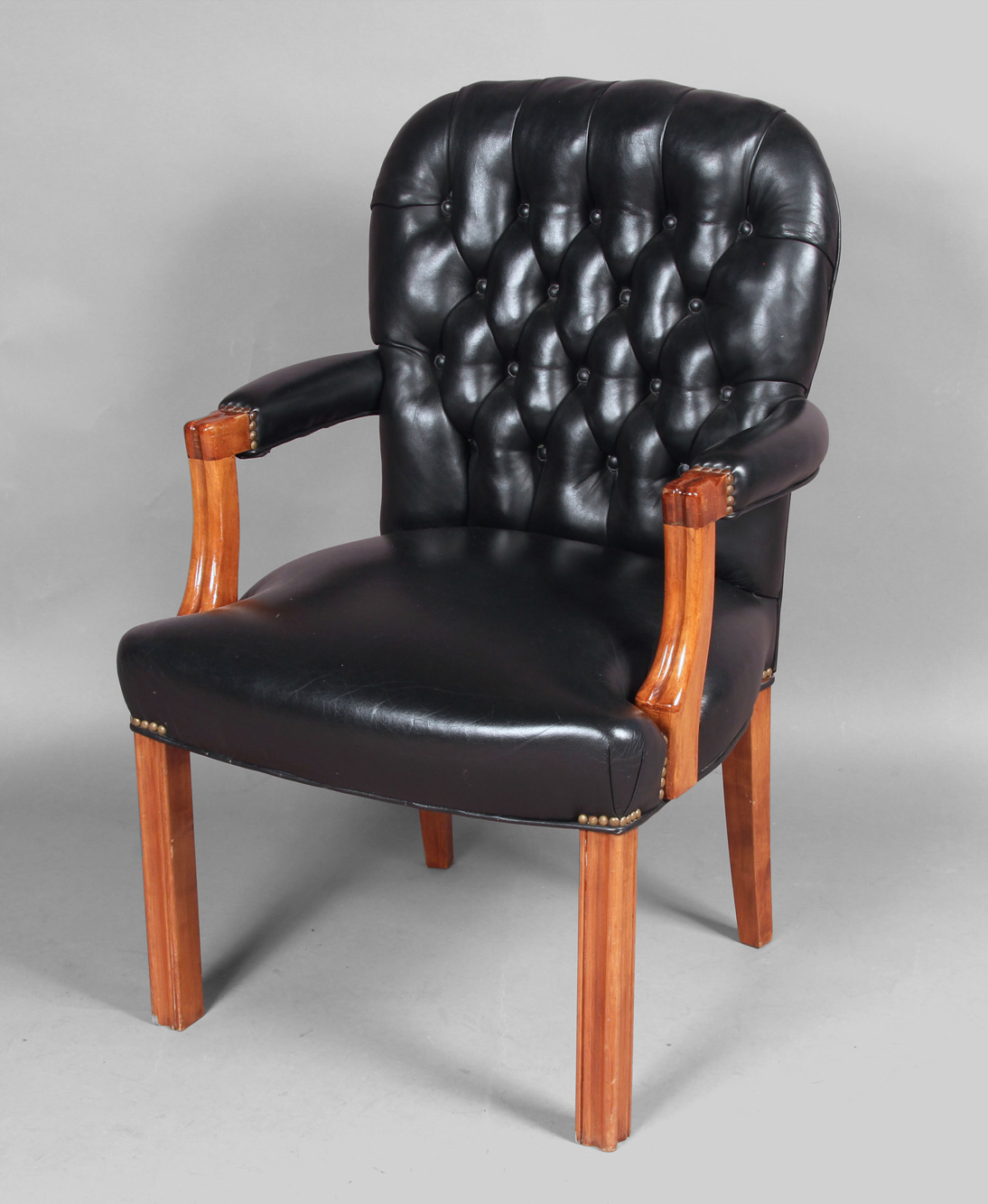  SILLON DE ESTILO INGLES PARA ESCRITORIO. 
