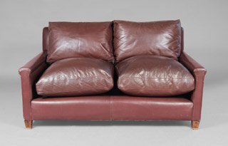 Lote 197: SOFA CONFORTABLE PARA DOS CUERPOS. SOFA CONFORTABLE PARA DOS CUERPOS.