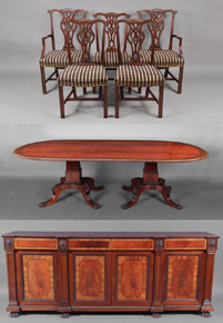 Lote 158: JUEGO DE ESTILO INGLES CHIPPENDALE PARA COMEDOR.   JUEGO DE ESTILO INGLES CHIPPENDALE PARA COMEDOR.  