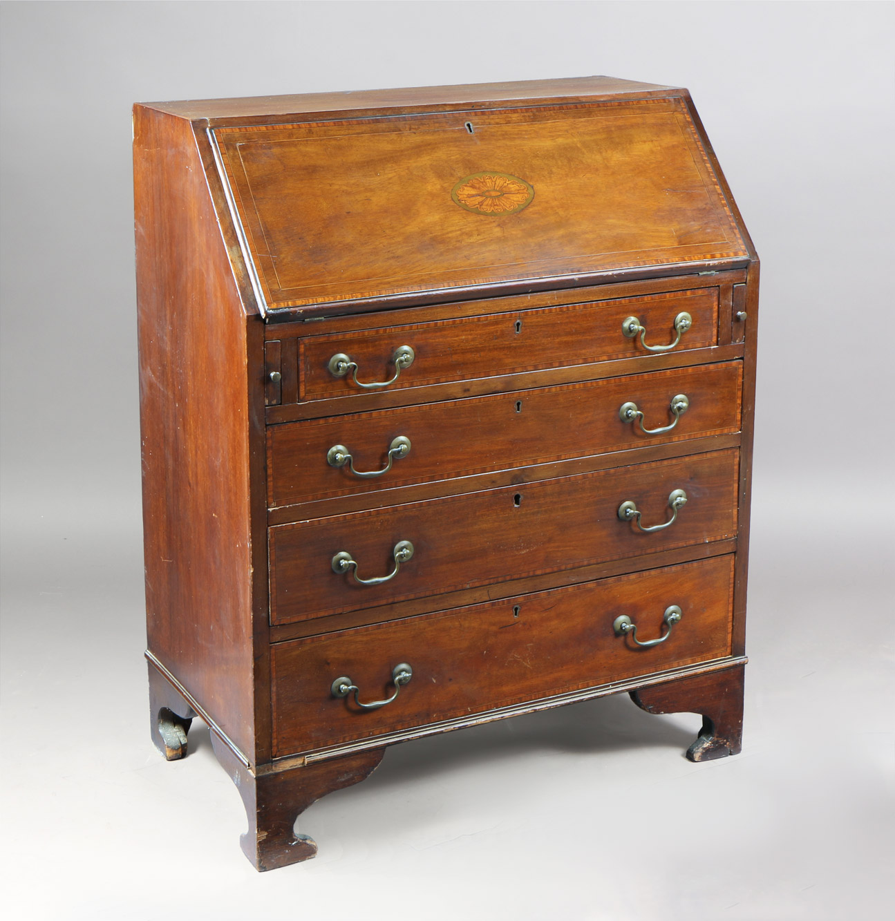  MUEBLE SECRETAIRE DE ESTILO INGLES ADAM.