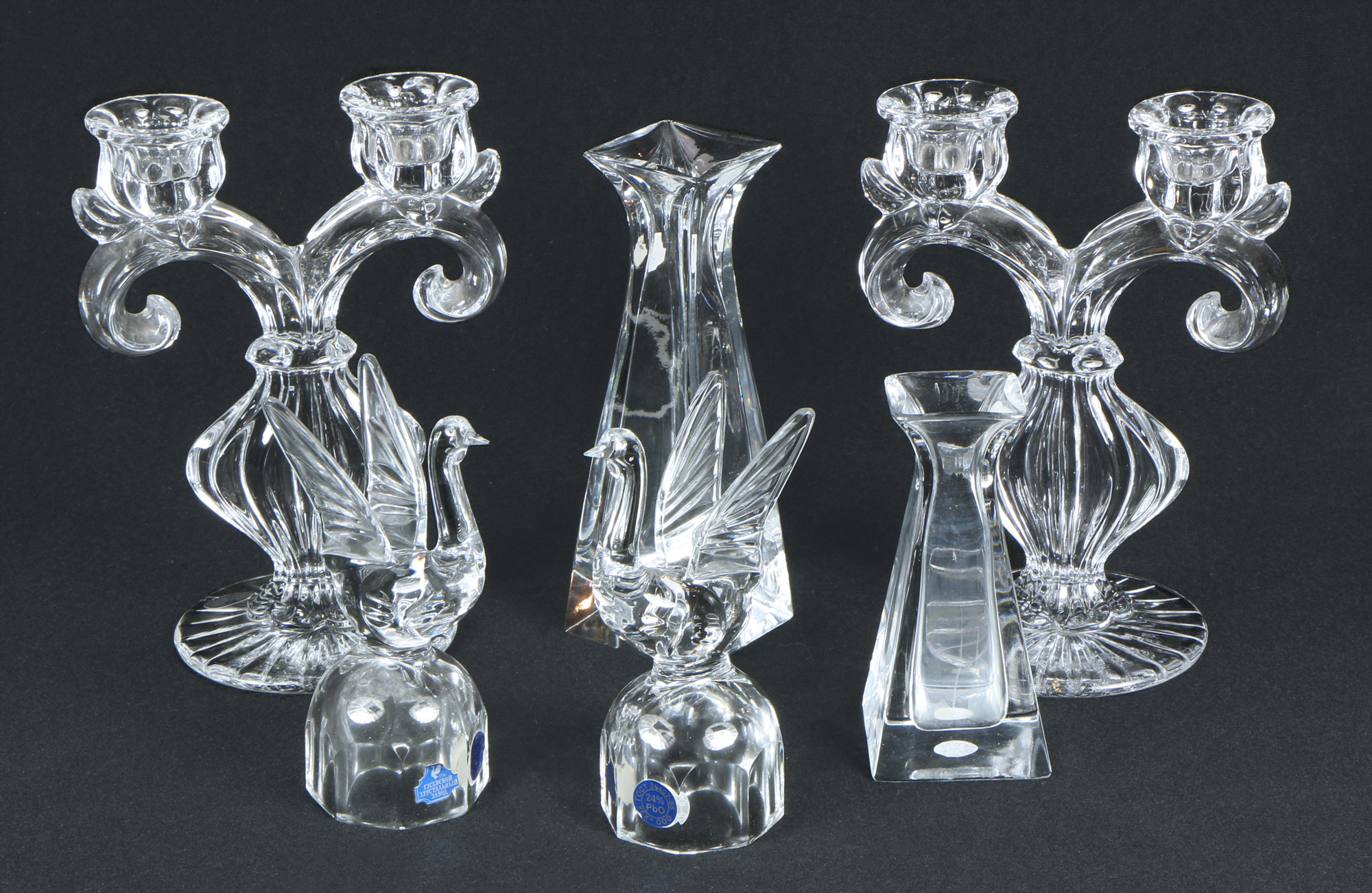  OCHO PIEZAS RUSAS DIFERENTES DE CRISTAL. 